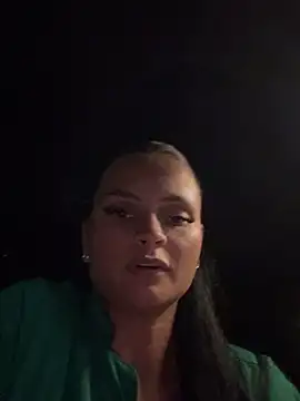 Destinylovex - Tits out and stand outside