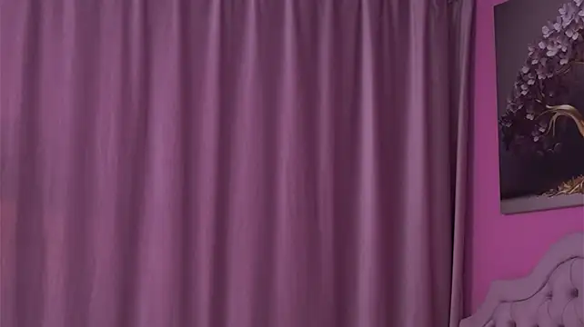 LaraBrynn - finger my pussy