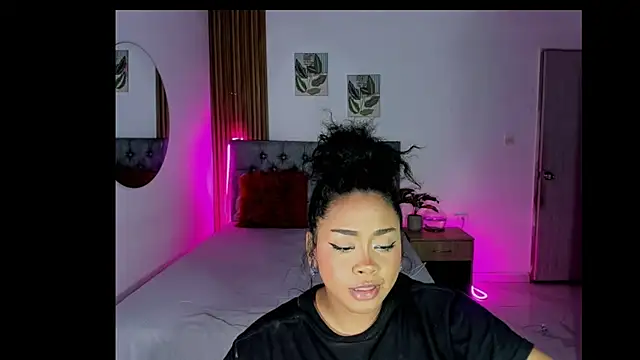 Bonnylu - Fuck my fat pussy and let me drench your