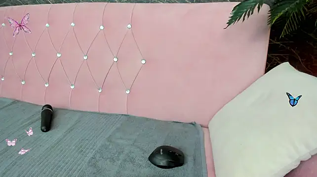 Belle_Emmanuelle - dildo boobs