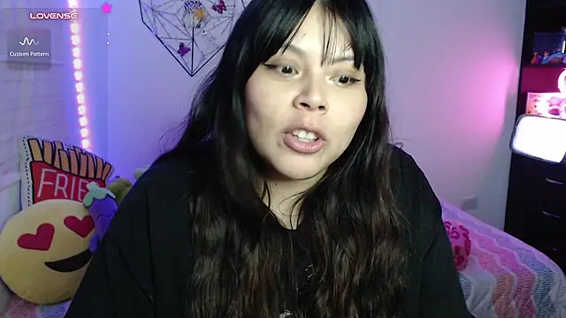 EllieMoonX - Sitting on your face
