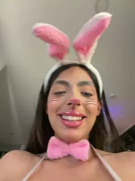 ZaraLuuv - I fuck the carrot 🥕🐇🔥😋