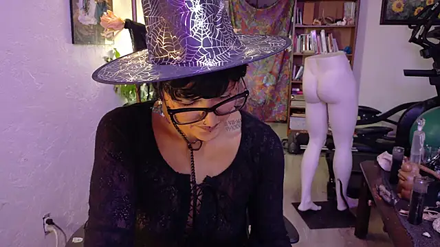 Kinkycanner - take my fishnets off