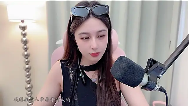 Queenqiao - 谁家小孩天天哭啊😭今天不哭