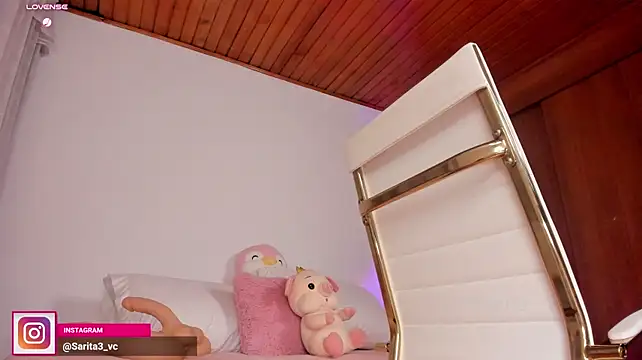 Sarita_3 - show tits