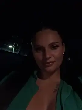 Destinylovex - Run with boobs out