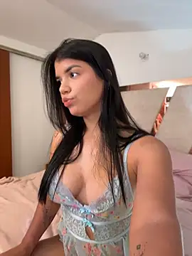 Emma_lopes - naked + finger pussy 💦🔥👿