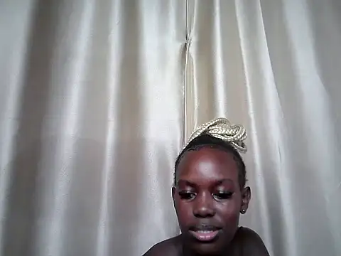 Favorite_wetu - strip tease