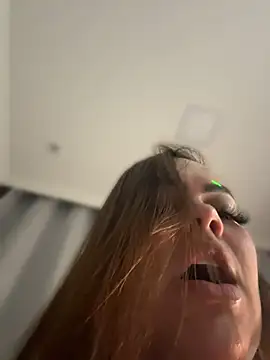 Fernandinhacarioca_ - Chupar o peito da minha amiga da faculda