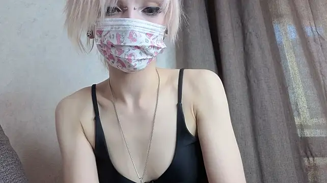 Emodreamgirl - slap my breasts 10 times 🫦