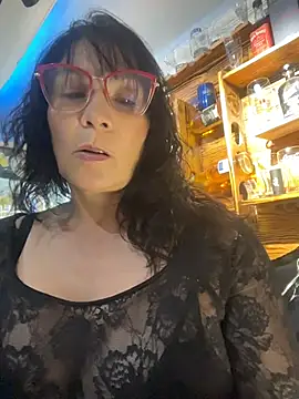 _Pamela04 - Fuck pussy with a bottle of beer in bar