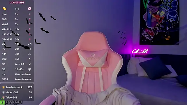 Jennifer_Wadee - boobs massage