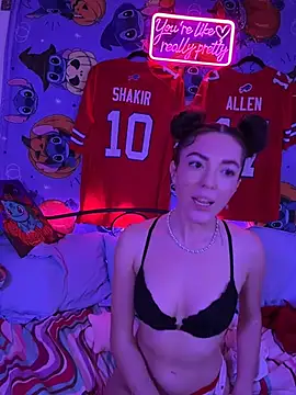 Babygingerboo - bra off / flash titties