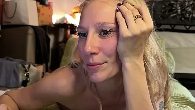 Onlysunidreamss - Fill me with cock rates 🍌