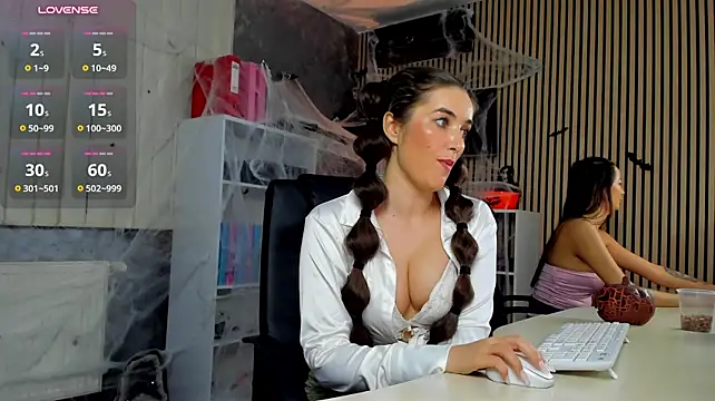 OfficeGirls - make my kitty soaked time🌊💦