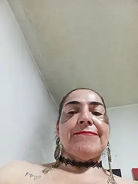 MaryRoze_ - Show tounge/enseñar la lengua