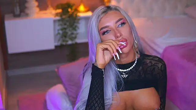 Juicy_Jessye - two fingers inside my asshole