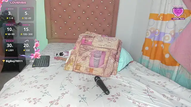 NymphoRose - make my pussy vibrate and get wet
