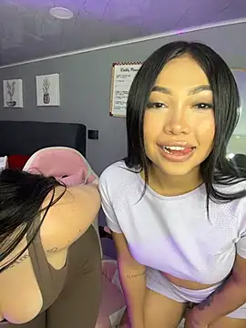 Alejandra_jonees - naked\ frech kiss