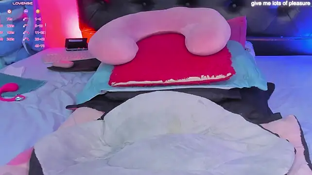 Adriana-55 - fart show 💨💨