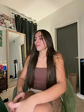MilaSeren - Take my shirt off❤️✨