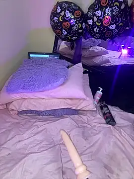 Peachyslimsquirt