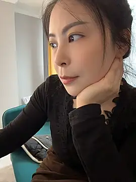 YaoYao8888 - 脱掉内裤直播3分钟