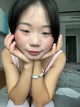 Yue-ai - 交叉腿互磨小穴