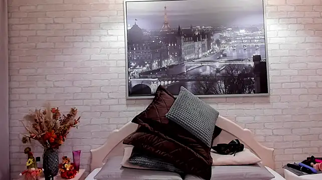 Jullia_Moor - squirt in capron pantyhose)
