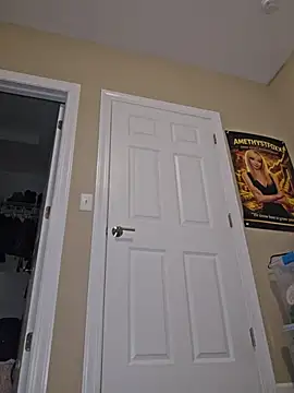AmethystFoxx - Full body oil & strip dance (get naked)