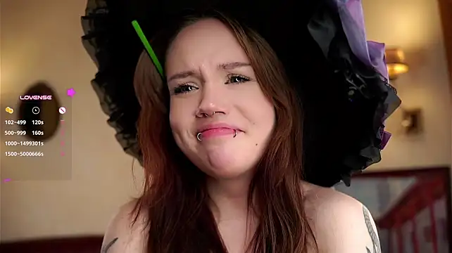 LeahAllsop1 - add massage oil to juicy ass