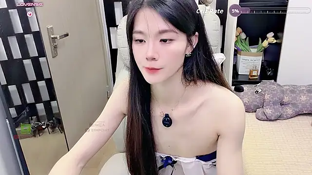 Yueyue-MM - 上空直播5分钟