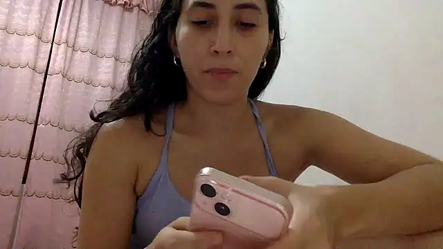 LatinDoll8 - TITSQUEEZET/AHEGAO