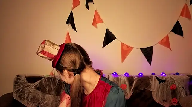 HopeWiltsey - Squeeze my butt gently