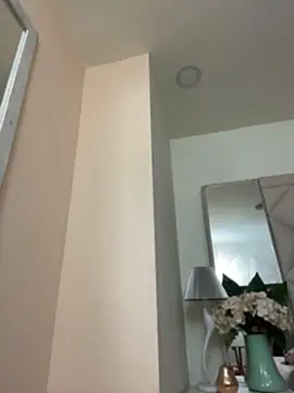 AliciaRoux - Fingering deep & hard dripping