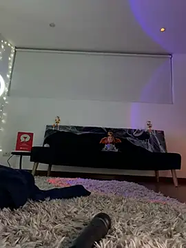 Aly_golden_ - feetjob last tip 4 vid pm