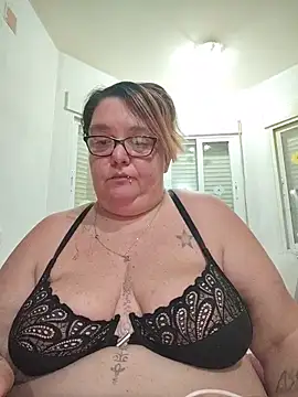 Diosacurvy1984 - Desnudame