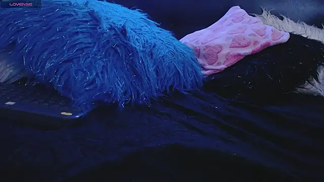 Emma_Foxi - show ass