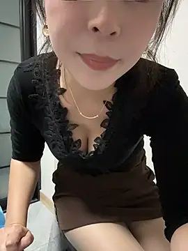 YaoYao8888 - 脱掉内裤直播3分钟