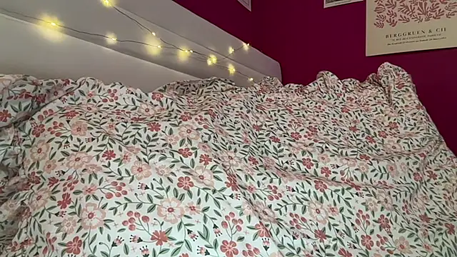 Rileybellee - panty & chair tease