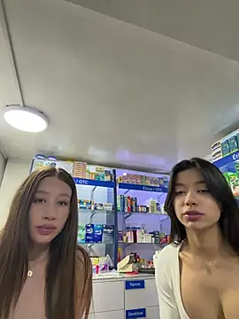 Roouse - bounce tits