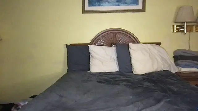 TiffaneyLove - 3 Finger Pussy!!!
