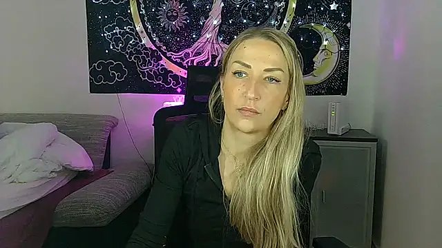 -Jeany- - Boobs out 5 min