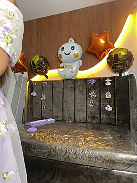 Bella_vibess_s - KISS MY ASS