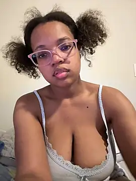AwkwardJasminee - Playing with pussy in shower