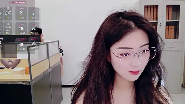 Yangyang-777 - 🎀上帝视角超级M腿无内内版大厅演出五分钟！