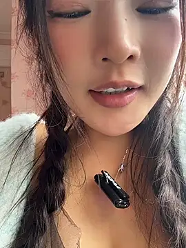 Love-yiyi - 全脱脱衣跳舞