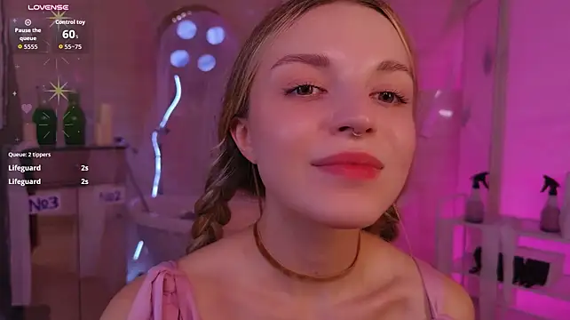 Reychellle - drool on tits