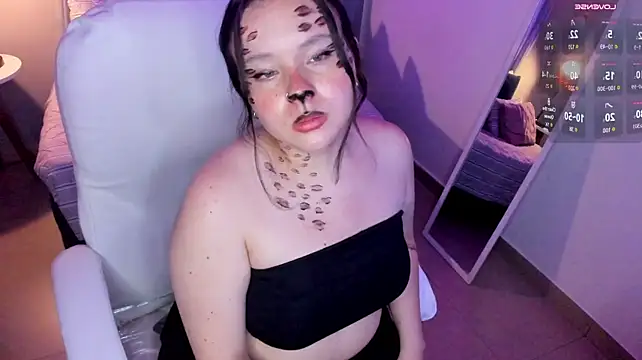 Raven_sweeteyes - 🎀 Rub pussy over panty