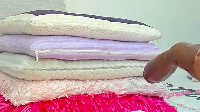 Elizabeth_18_ - BIG SQUIRT